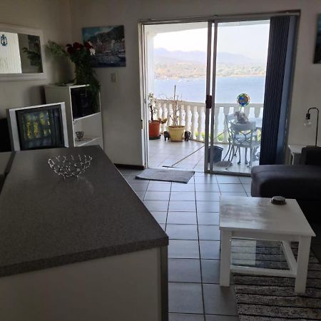 Kosmos View Luxury Apartments Hartbeespoort Luaran gambar